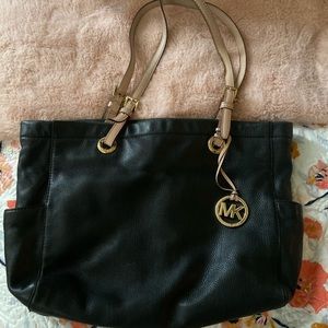 Michael Kors Tote